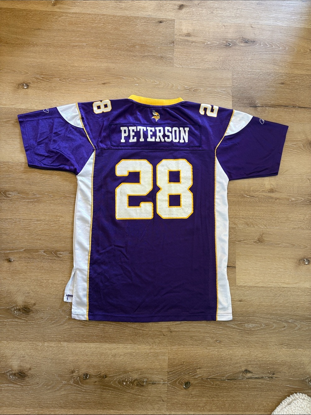 Reebok NFL Minnesota Vikings Peterson Jersey - Picture 8 of 10